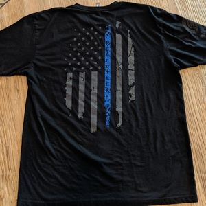 Relentless defender - blue line flag tshirt